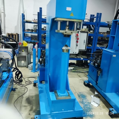 คุณภาพ  380V Hydraulic Corner Pressing Machine for Stainless Steel Sinks โรงงาน