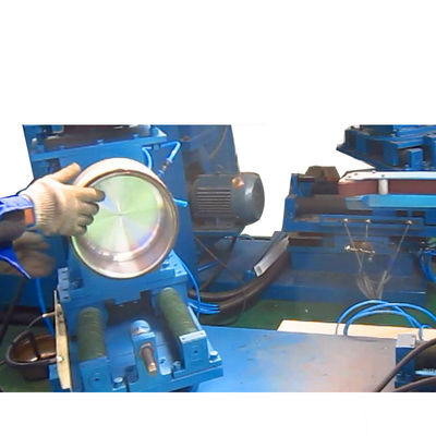 เครื่องทำหม้อเหล็กระบบเซอร์โว 380V สำหรับขัดเครื่องครัว