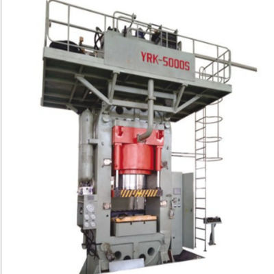 เครื่องพิมพ์ไฮดรอลิกที่มีล่างคู่และจําลอง die-casting รูปทรงสายเหล็กล่อบนถังน้ํามัน