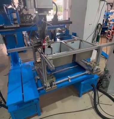เครื่องเชื่อมขอบภายใน CNC หลายแกน เครื่องพิเศษสําหรับถังทําด้วยมือจากสแตนเลส
