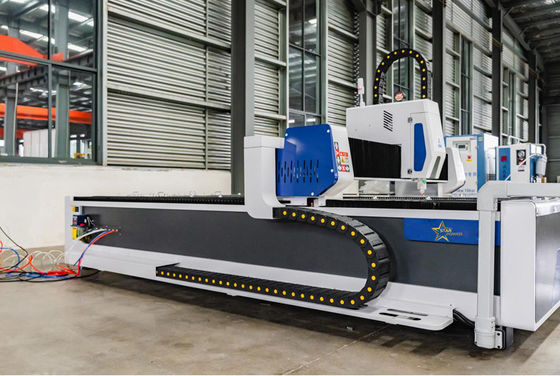 เครื่องตัดเลเซอร์โลหะ CNC ที่มีความแม่นยําและมีหลายจุดประสงค์