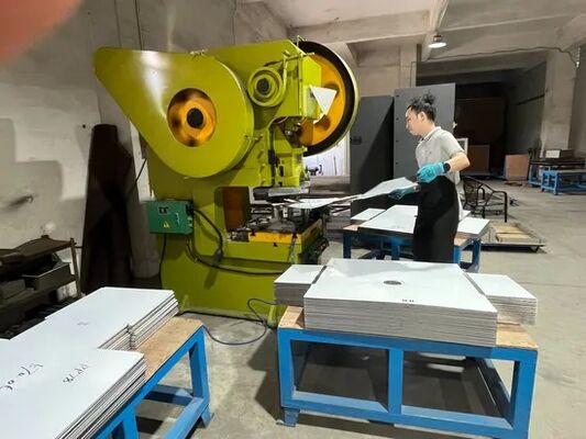 เครื่องปั๊มไฮดรอลิกแบบคอหงส์สำหรับการดัดโค้งเบื้องต้นอ่างล้างจาน